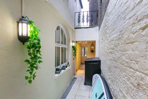 Courtyard- click for photo gallery